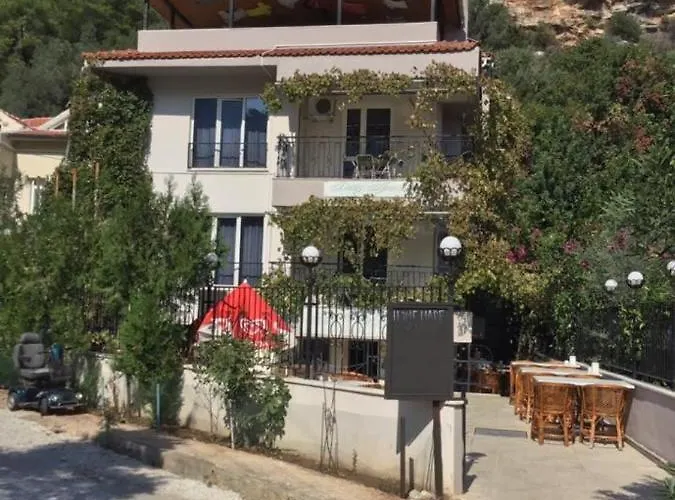 Deniz Aparthotel