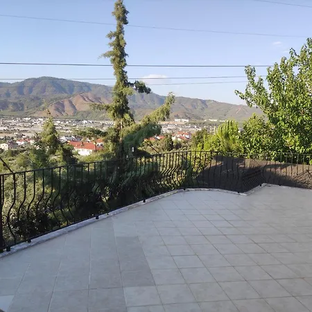 Deniz Apartment *