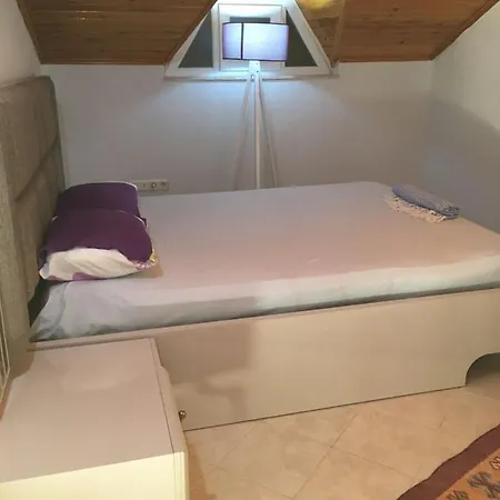 Deniz Apartment *